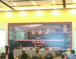 MANTAPKAN SEMANGAT MARTURIA, HKBP DISTRIK XIX BEKASI GELAR LOKAKARYA SEMILOKA MARTURIA