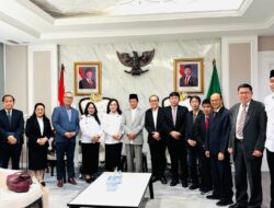 NARASI KEGIATAN SIMPOSIUM GURU BESAR TEOLOGI KRISTEN DAN PERESMIAN FORUM DEWAN GURU BESAR TEOLOGI KRISTEN INDONESIA (FDGBTKI)
